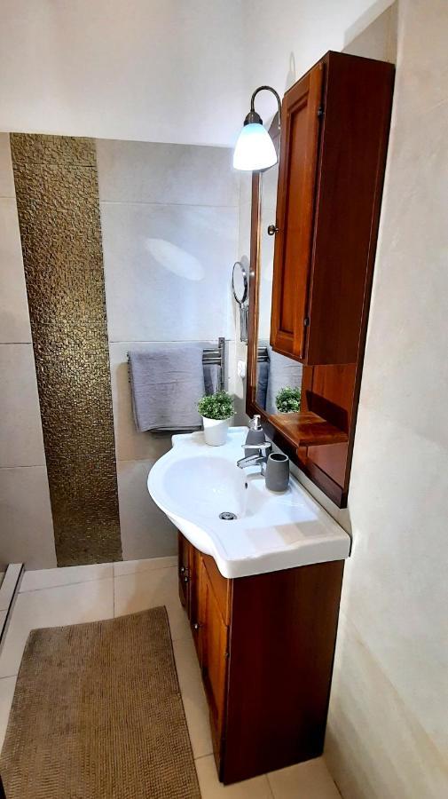 Central Gold Apartment Budapest Exterior foto