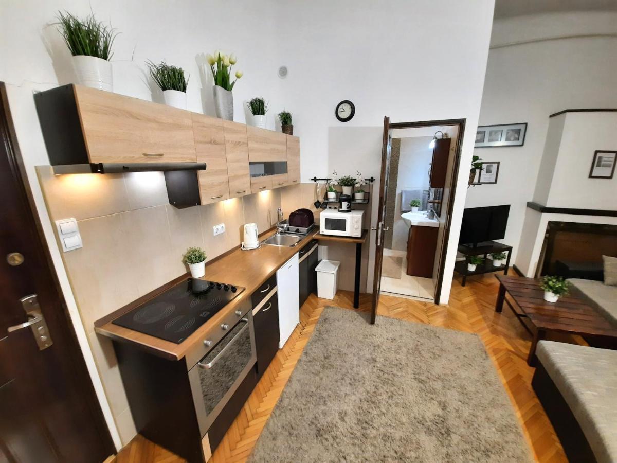 Central Gold Apartment Budapest Exterior foto